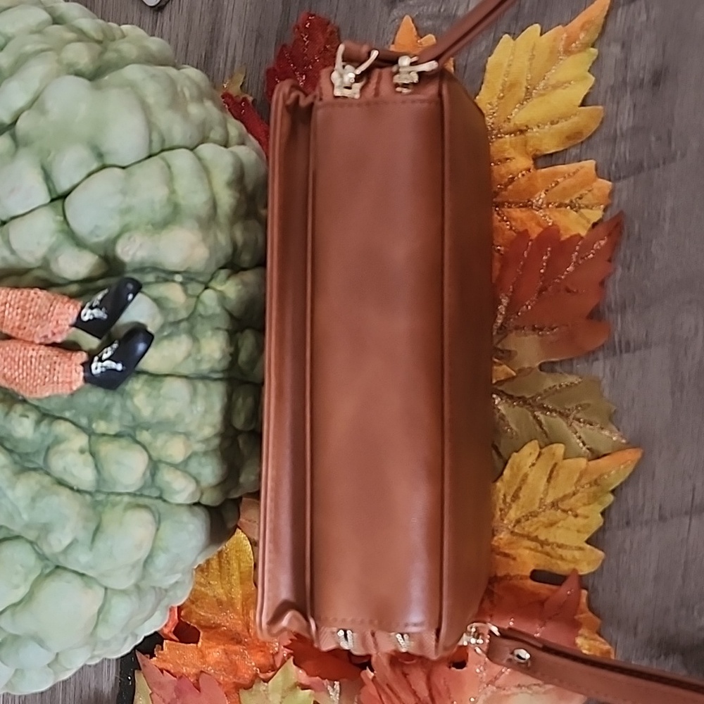 Tan Crossbody Bag - Picture 9 of 10